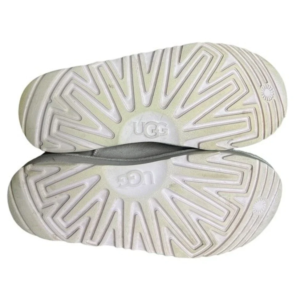 Toddler UGG Kids Classic II Clear Glitter Size 6